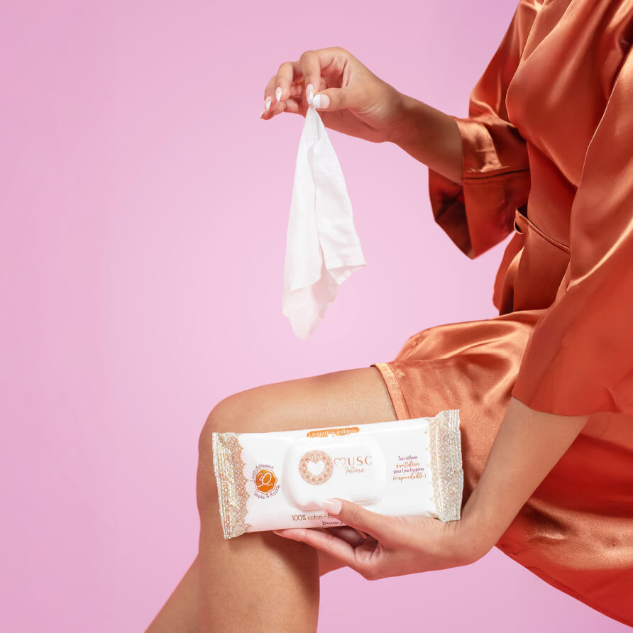 3 Paquets de Lingettes + 1 offert Amber Flower